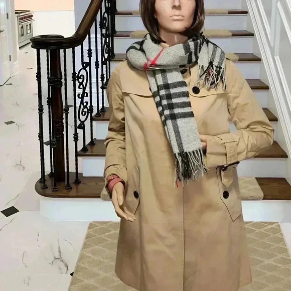 Burberry Novacheck Grey πππ% πππ¬π‘π¦ππ«π Scarf - Picture 12 of 12